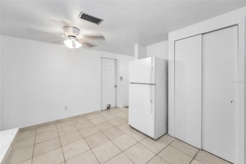 House in Holiday, Florida 2 bedrooms, 95.13 sq.m. № 1718979 - photo 16