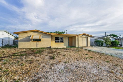 House in Holiday, Florida 2 bedrooms, 95.13 sq.m. № 1718979 - photo 7