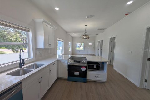 Casa en alquiler en Tampa, Florida, 3 dormitorios, 96.8 m2 № 1900994 - foto 4