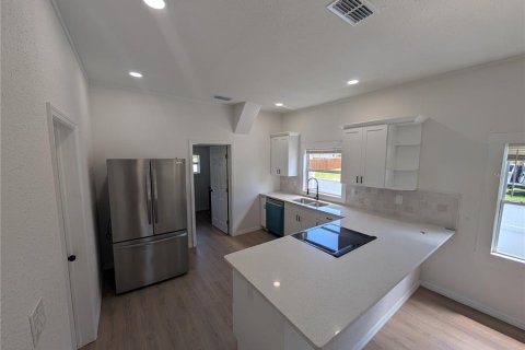 Casa en alquiler en Tampa, Florida, 3 dormitorios, 96.8 m2 № 1900994 - foto 10