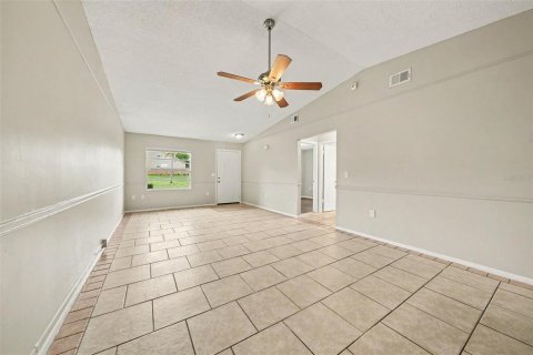 Townhouse in Orlando, Florida 3 bedrooms, 102.75 sq.m. № 2209675 - photo 5