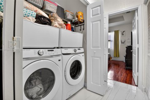 Touwnhouse à vendre à Homestead, Floride: 3 chambres, 140.47 m2 № 1949340 - photo 21