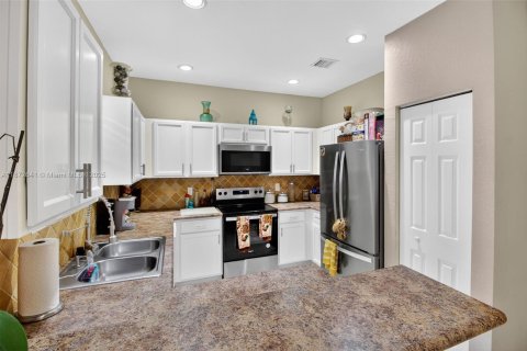 Touwnhouse à vendre à Homestead, Floride: 3 chambres, 140.47 m2 № 1949340 - photo 14