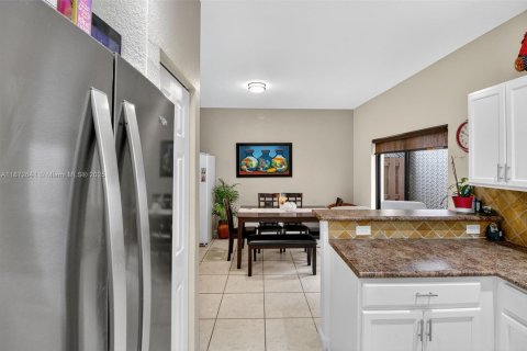 Touwnhouse à vendre à Homestead, Floride: 3 chambres, 140.47 m2 № 1949340 - photo 15