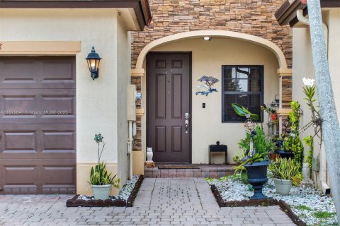 Touwnhouse à vendre à Homestead, Floride: 3 chambres, 140.47 m2 № 1949340 - photo 3