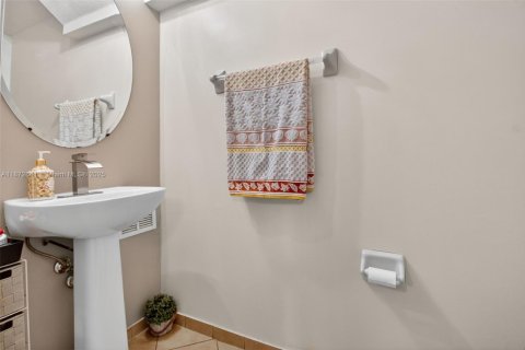 Touwnhouse à vendre à Homestead, Floride: 3 chambres, 140.47 m2 № 1949340 - photo 9