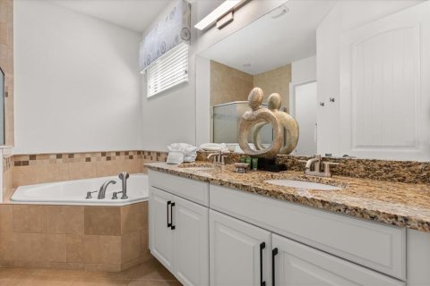 House in Four Corners, Florida 5 bedrooms, 316.43 sq.m. № 1826706 - photo 30