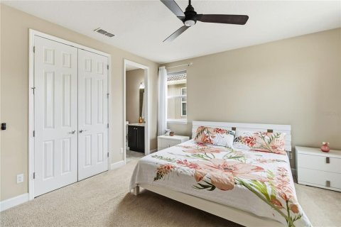 House in Orlando, Florida 4 bedrooms, 378.3 sq.m. № 2234006 - photo 21