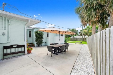 House in Daytona Beach, Florida 3 bedrooms, 176.61 sq.m. № 1792369 - photo 12