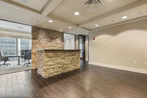 Immobilier commercial à louer à Orlando, Floride: 912.02 m2 № 2125387 - photo 23