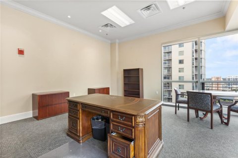 Immobilier commercial à louer à Orlando, Floride: 912.02 m2 № 2125387 - photo 14