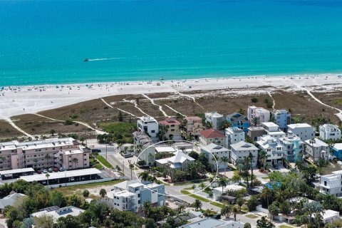 Commercial property in Sarasota, Florida 493.59 sq.m. № 2408693