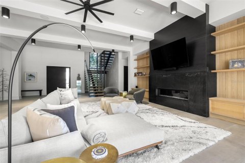 Casa en venta en Tampa, Florida, 5 dormitorios, 547.1 m2 № 2135967 - foto 16