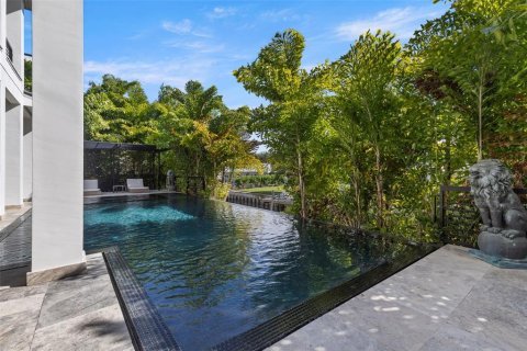 Casa en venta en Tampa, Florida, 5 dormitorios, 547.1 m2 № 2135967 - foto 7