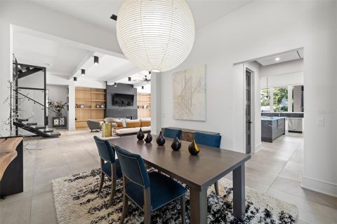 Casa en venta en Tampa, Florida, 5 dormitorios, 547.1 m2 № 2135967 - foto 23