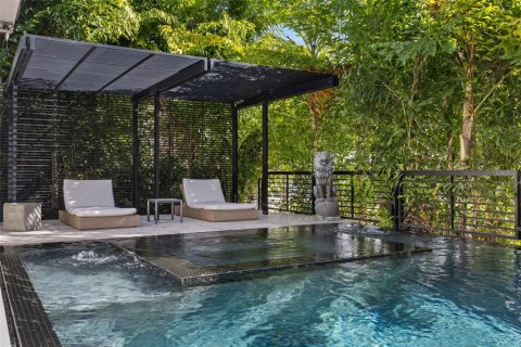 Casa en venta en Tampa, Florida, 5 dormitorios, 547.1 m2 № 2135967 - foto 10