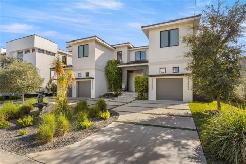 Casa en venta en Tampa, Florida, 5 dormitorios, 547.1 m2 № 2135967 - foto 2