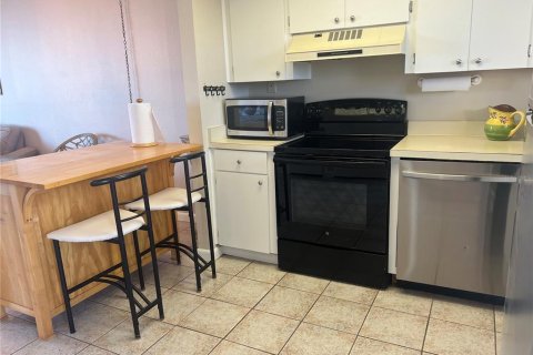 Condominio en venta en Hudson, Florida, 1 dormitorio, 68.1 m2 № 1642188 - foto 11