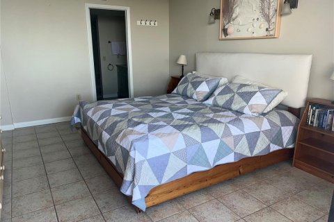 Condominio en venta en Hudson, Florida, 1 dormitorio, 68.1 m2 № 1642188 - foto 21