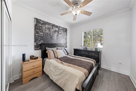 Touwnhouse à vendre à Miami, Floride: 3 chambres, 127.09 m2 № 1748515 - photo 26