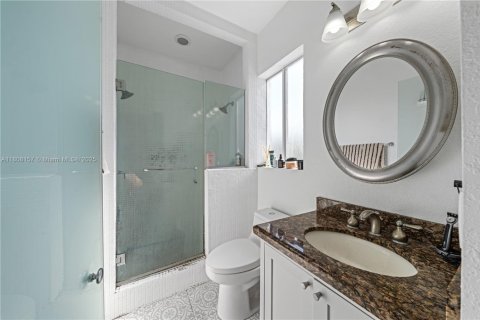 Touwnhouse à vendre à Miami, Floride: 3 chambres, 127.09 m2 № 1748515 - photo 18
