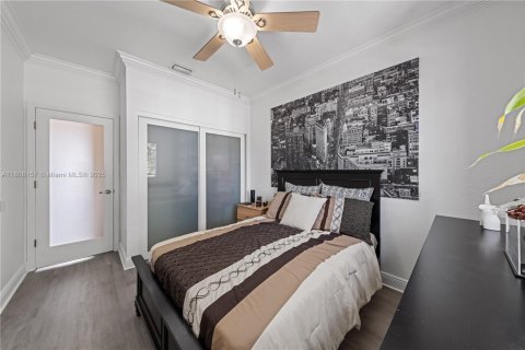 Touwnhouse à vendre à Miami, Floride: 3 chambres, 127.09 m2 № 1748515 - photo 27