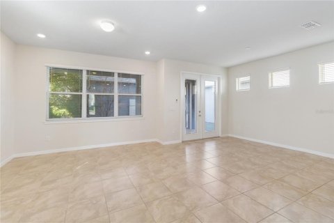 House in ISLES OF LAKE NONA in Orlando, Florida 4 bedrooms, 193.98 sq.m. № 2219925 - photo 11