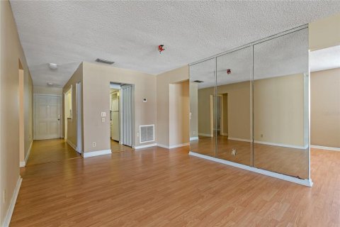 Condominio en venta en Winter Haven, Florida, 2 dormitorios, 146.69 m2 № 1732608 - foto 10