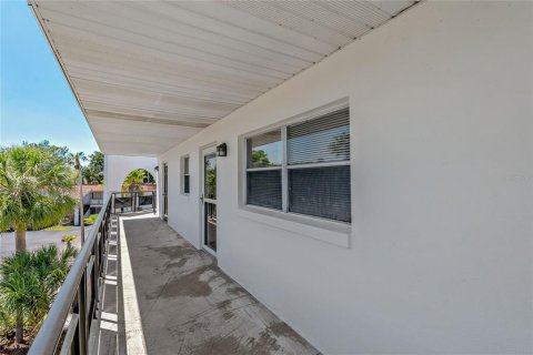 Condominio en venta en Winter Haven, Florida, 2 dormitorios, 146.69 m2 № 1732608 - foto 30