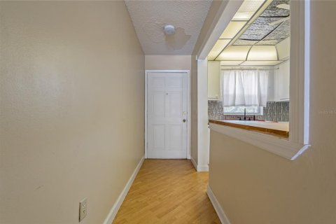 Condominio en venta en Winter Haven, Florida, 2 dormitorios, 146.69 m2 № 1732608 - foto 5