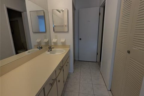 House in Safety Harbor, Florida 2 bedrooms, 94.11 sq.m. № 2380729 - photo 7