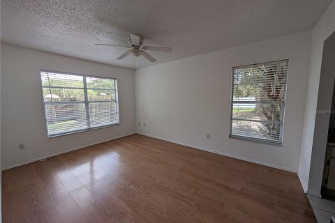 House in Safety Harbor, Florida 2 bedrooms, 94.11 sq.m. № 2380729 - photo 11