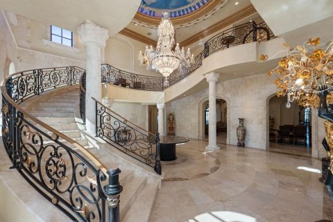 Casa en venta en Windermere, Florida, 6 dormitorios, 1341.04 m2 № 1562148 - foto 14