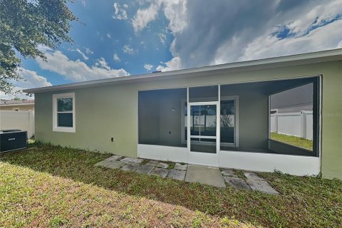 Villa ou maison à louer à DeLand, Floride: 4 chambres, 182.27 m2 № 2095866 - photo 16