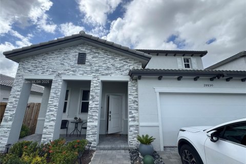 Immobilier commercial à louer à Homestead, Floride: 224.64 m2 № 1967019 - photo 2