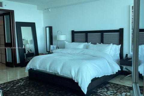 Condo in Miami, Florida, 3 bedrooms  № 1700643 - photo 11