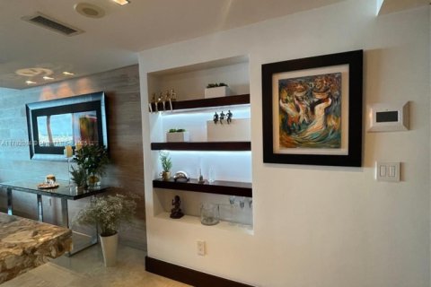 Condo in Miami, Florida, 3 bedrooms  № 1700643 - photo 8