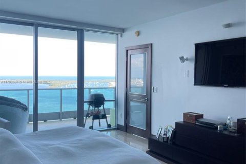 Condo in Miami, Florida, 3 bedrooms  № 1700643 - photo 12