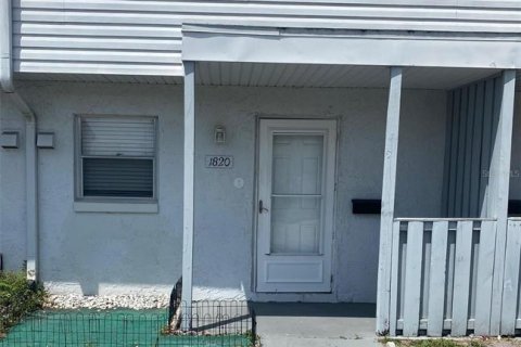 Touwnhouse à vendre à Orlando, Floride: 2 chambres, 107.21 m2 № 1901569 - photo 1