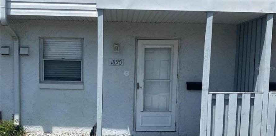 Townhouse in Orlando, Florida 2 bedrooms, 107.21 sq.m. № 1901569