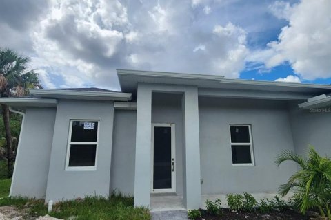 Villa ou maison à vendre à Port Charlotte, Floride: 3 chambres, 149.11 m2 № 2415368 - photo 9