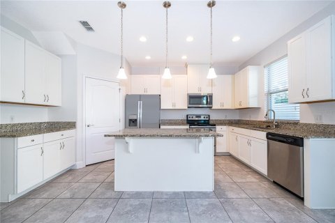 Townhouse in Orlando, Florida 3 bedrooms, 125.7 sq.m. № 2155905 - photo 20