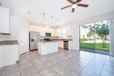 Townhouse in Orlando, Florida 3 bedrooms, 125.7 sq.m. № 2155905 - photo 18