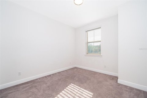 Townhouse in Orlando, Florida 3 bedrooms, 125.7 sq.m. № 2155905 - photo 24