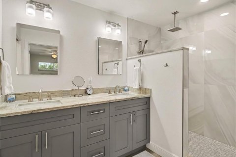 Villa ou maison à vendre à Bradenton, Floride: 4 chambres, 245.26 m2 № 2413939 - photo 12