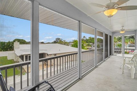 Villa ou maison à vendre à Bradenton, Floride: 4 chambres, 245.26 m2 № 2413939 - photo 22