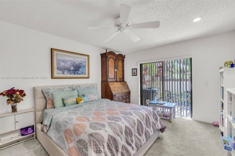 House in Boca Raton, Florida 3 bedrooms, 184.5 sq.m. № 1889333 - photo 30