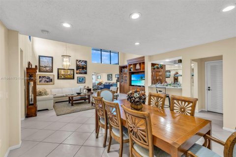 House in Boca Raton, Florida 3 bedrooms, 184.5 sq.m. № 1889333 - photo 13
