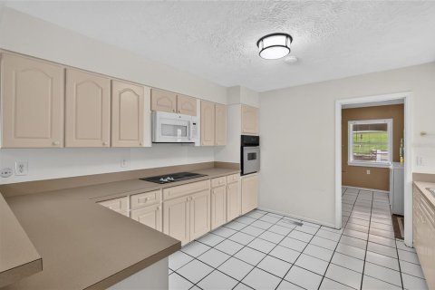 Casa en alquiler en Auburndale, Florida, 3 dormitorios, 244.33 m2 № 2277973 - foto 22
