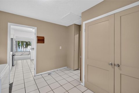 Casa en alquiler en Auburndale, Florida, 3 dormitorios, 244.33 m2 № 2277973 - foto 30